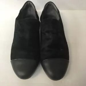 Selling tsubo flats shoes Slip Ons women size 6